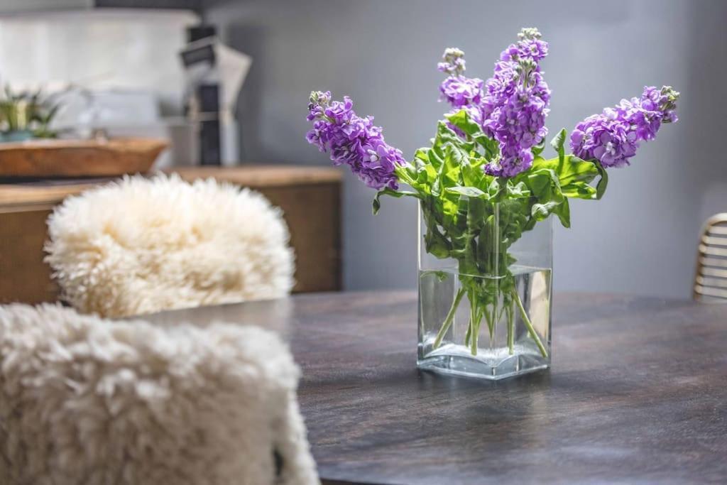 Stylish 2-Bed House With Office And Private Garden Windsor Exterior foto